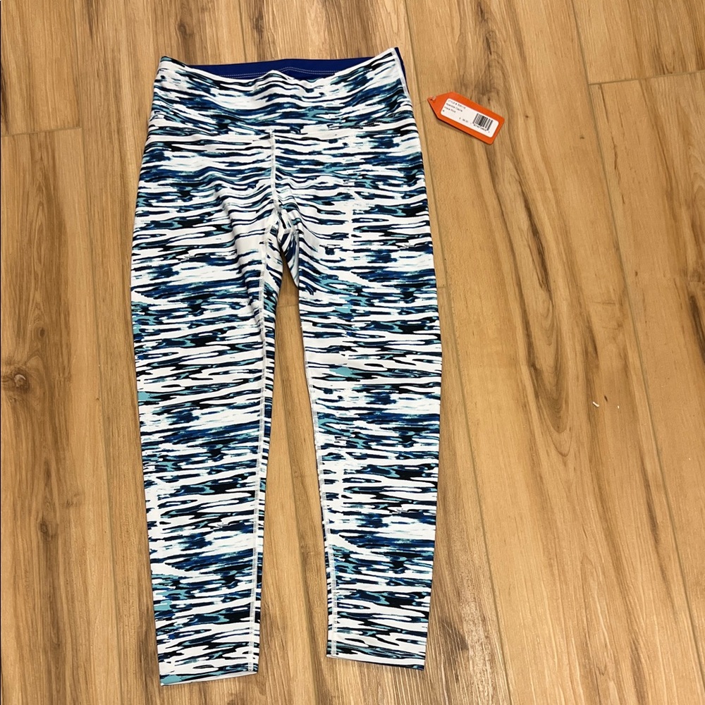 Blue & White Patterned Athletic Leggings